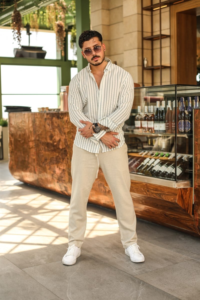 Oval Kesim Yaka Düğmeli Çizgili Slim Fit Gömlek