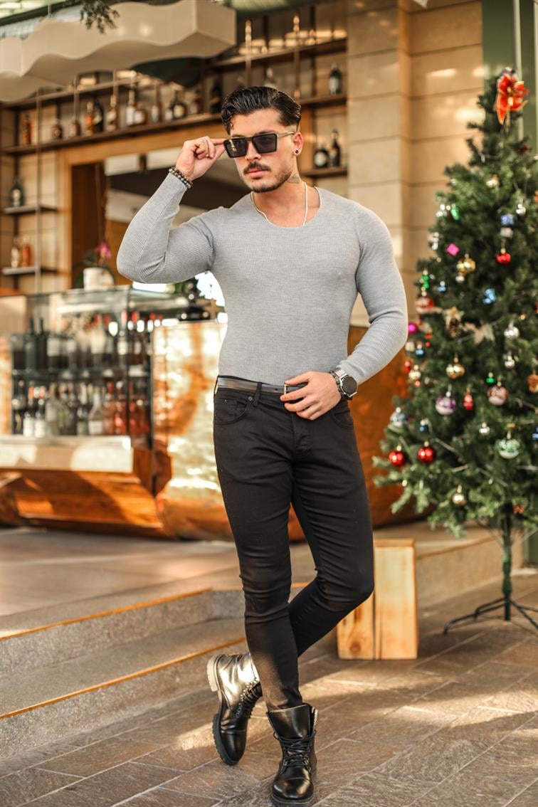 Oval Yaka Örgülü Slim Fit Kazak Gri