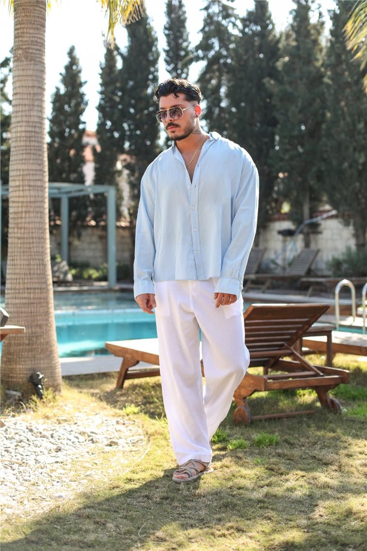 Pamuklu Beyaz Düğmeli Oversize Gömlek Açık Mavi