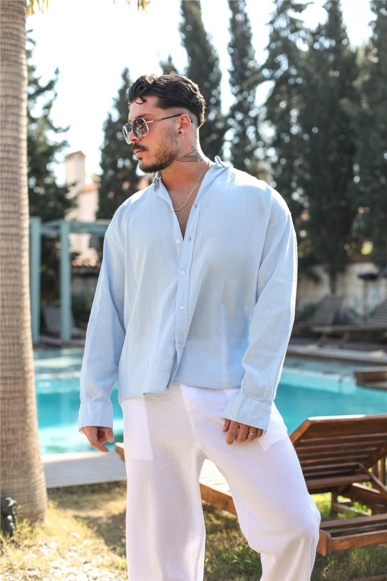 Pamuklu Beyaz Düğmeli Oversize Gömlek Açık Mavi