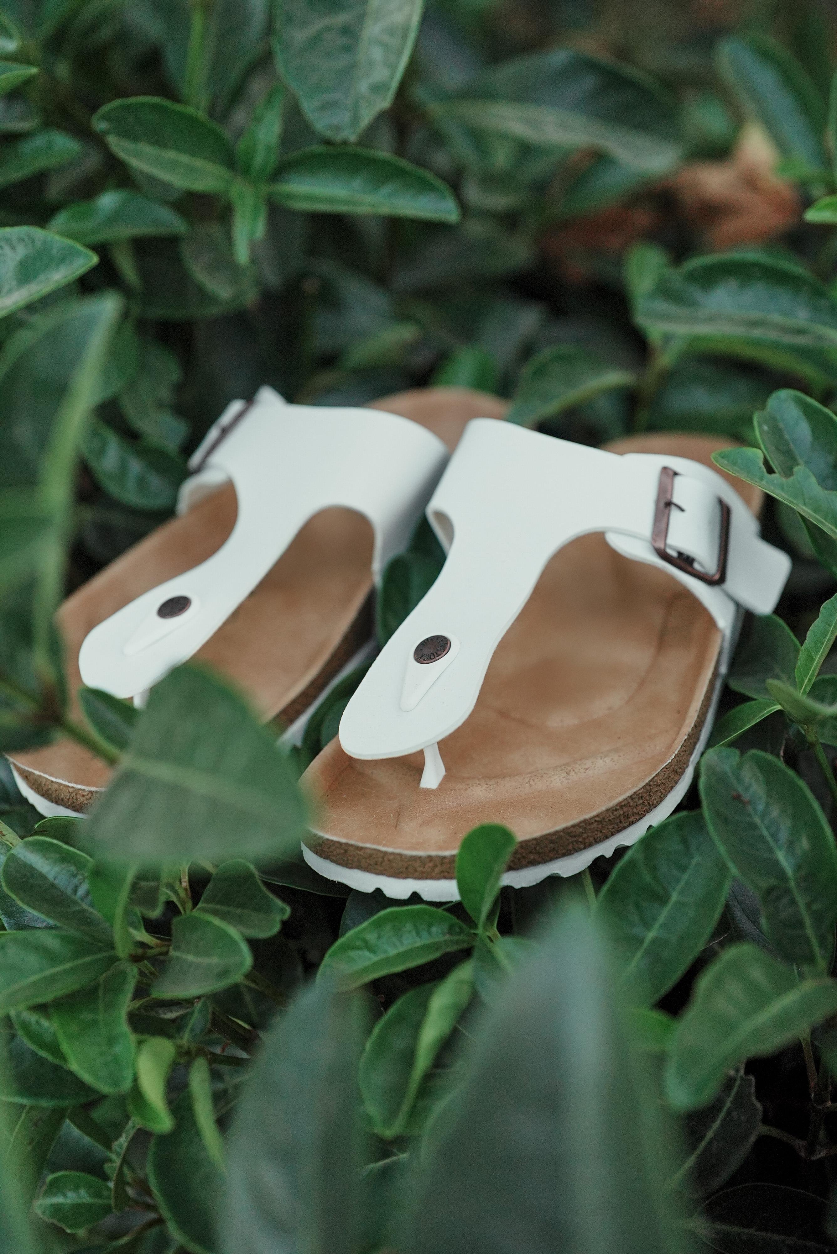 PARMAK ARASI TERLİK Beyaz