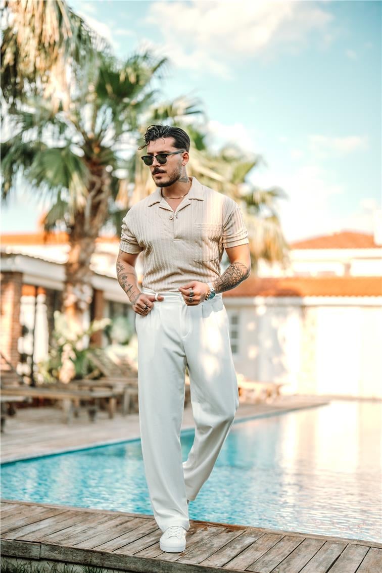 Polo Yaka Düğmeli Kabartmalı Şeritli T-Shirt Krem