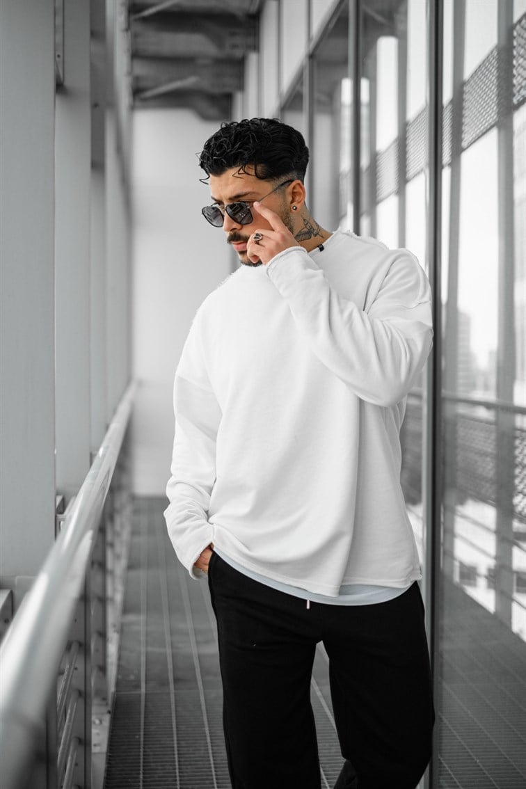 Ripped Detay Oversize Sweatshirt