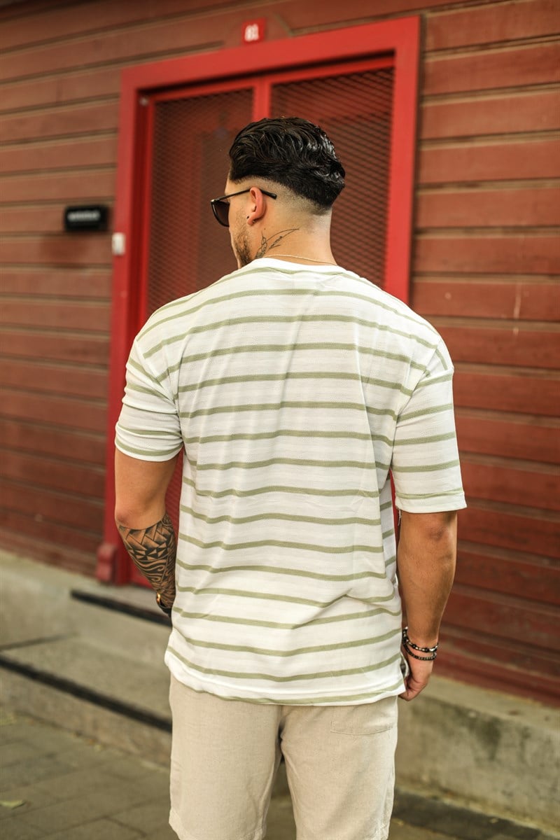 Same Effect Ön İşlemeli T-Shirt