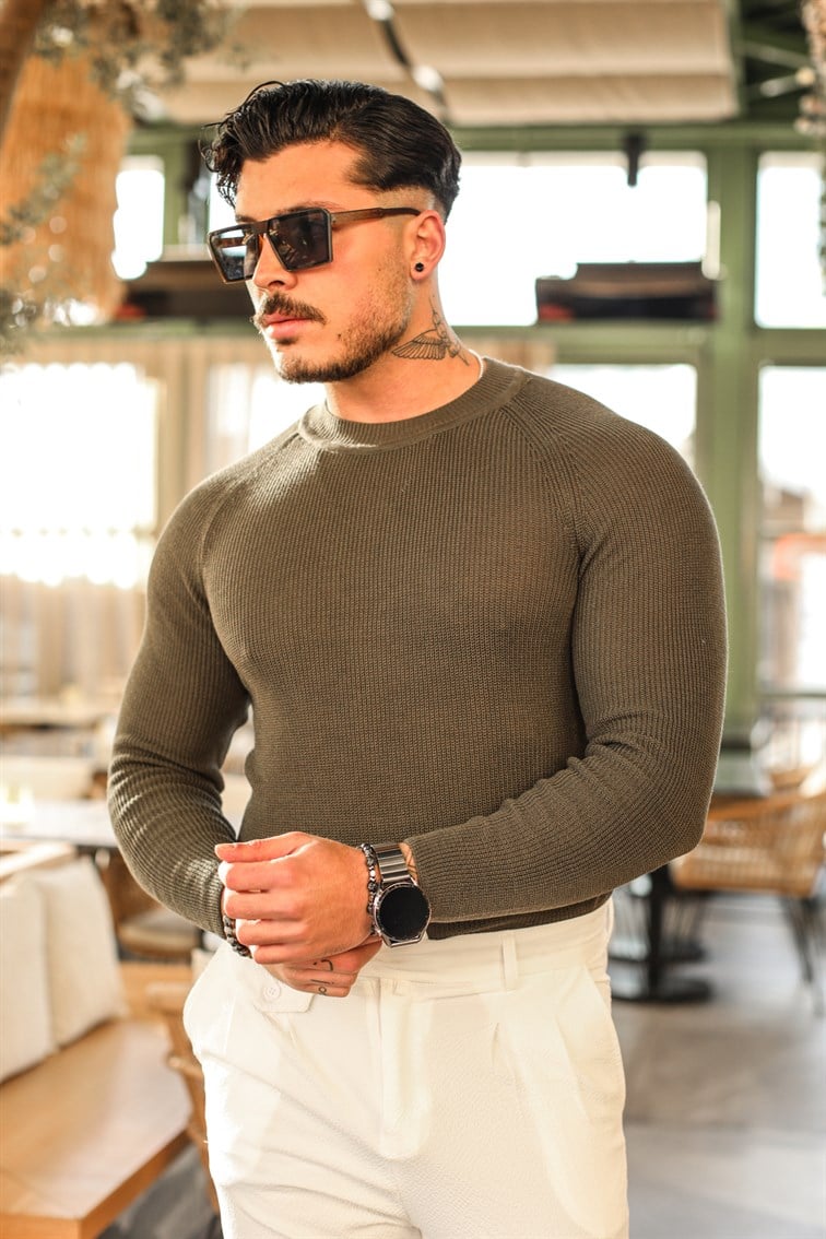 Shoulder Detay Örgülü Kazak