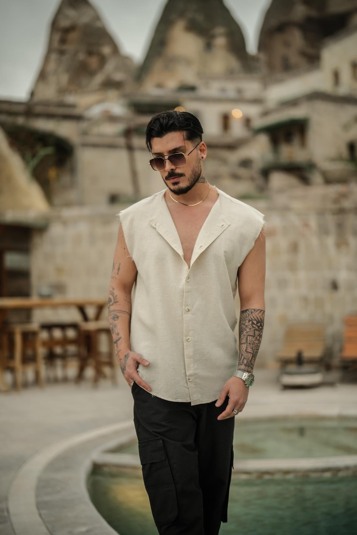 Sıfır Kol Yırtık Detaylı Oversize Gömlek Ekru