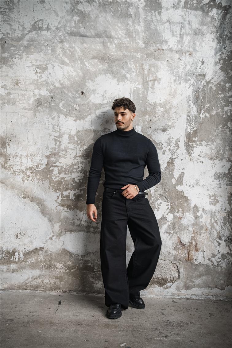 Slim Fit Boğazlı Triko Kazak Siyah