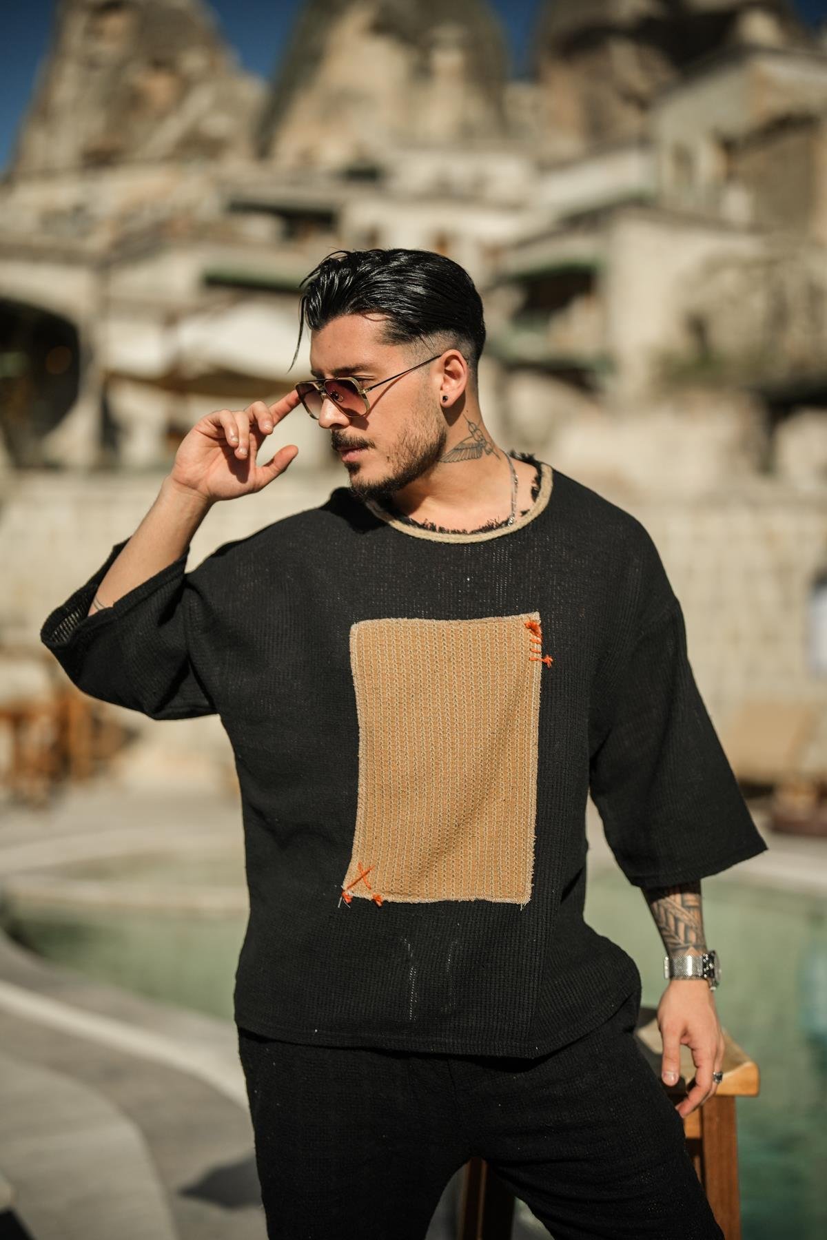 Soyut DEsenli Örmeli Oversize T-Shirt Siyah