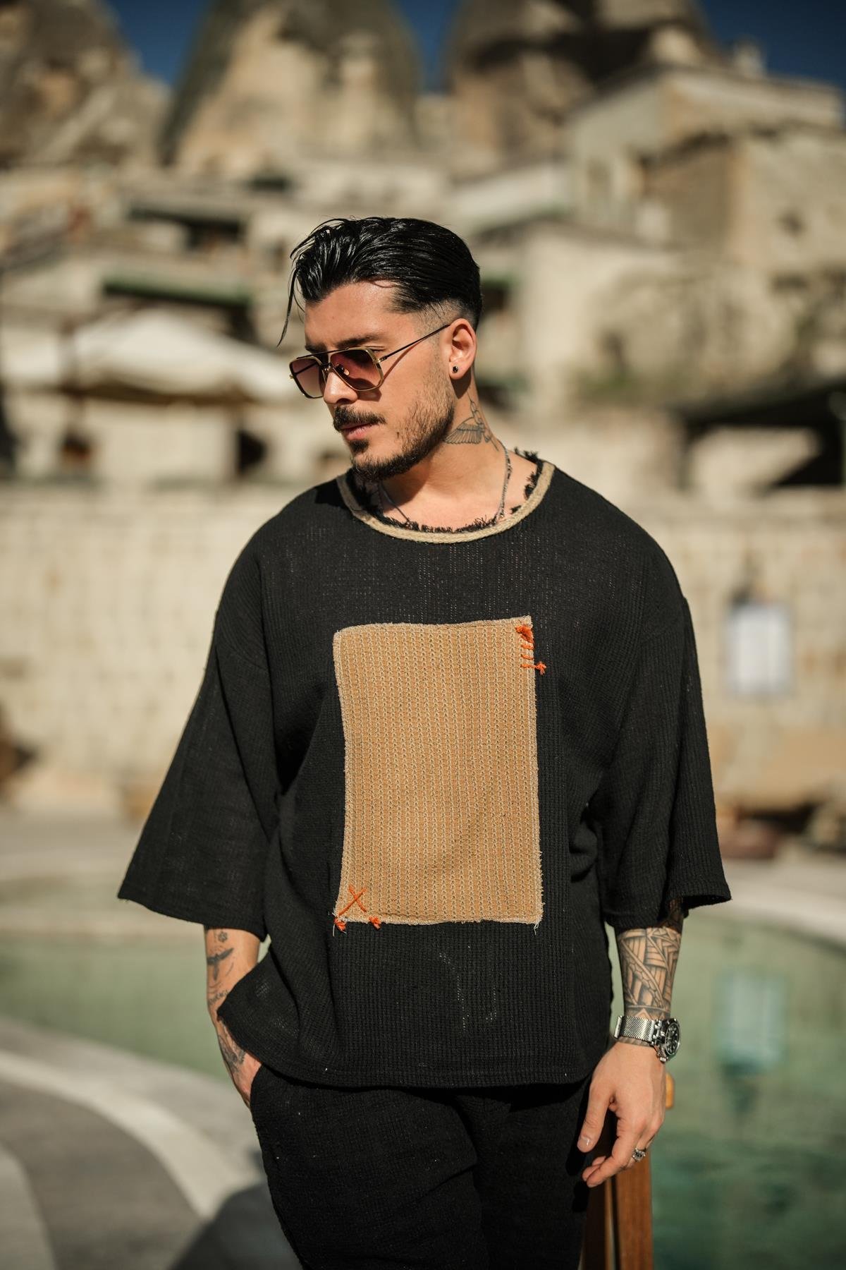Soyut DEsenli Örmeli Oversize T-Shirt Siyah