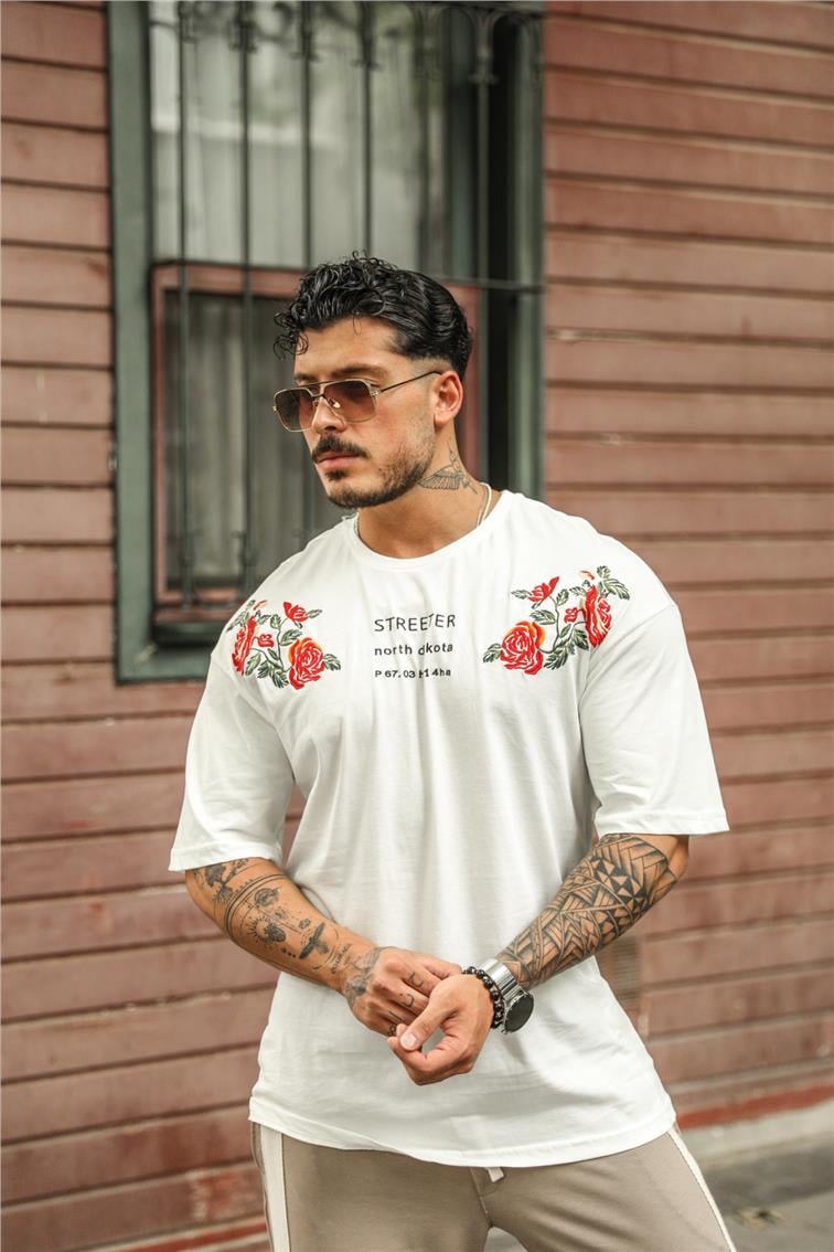 Streeter Nakış Detaylı Oversize T-Shirt Beyaz