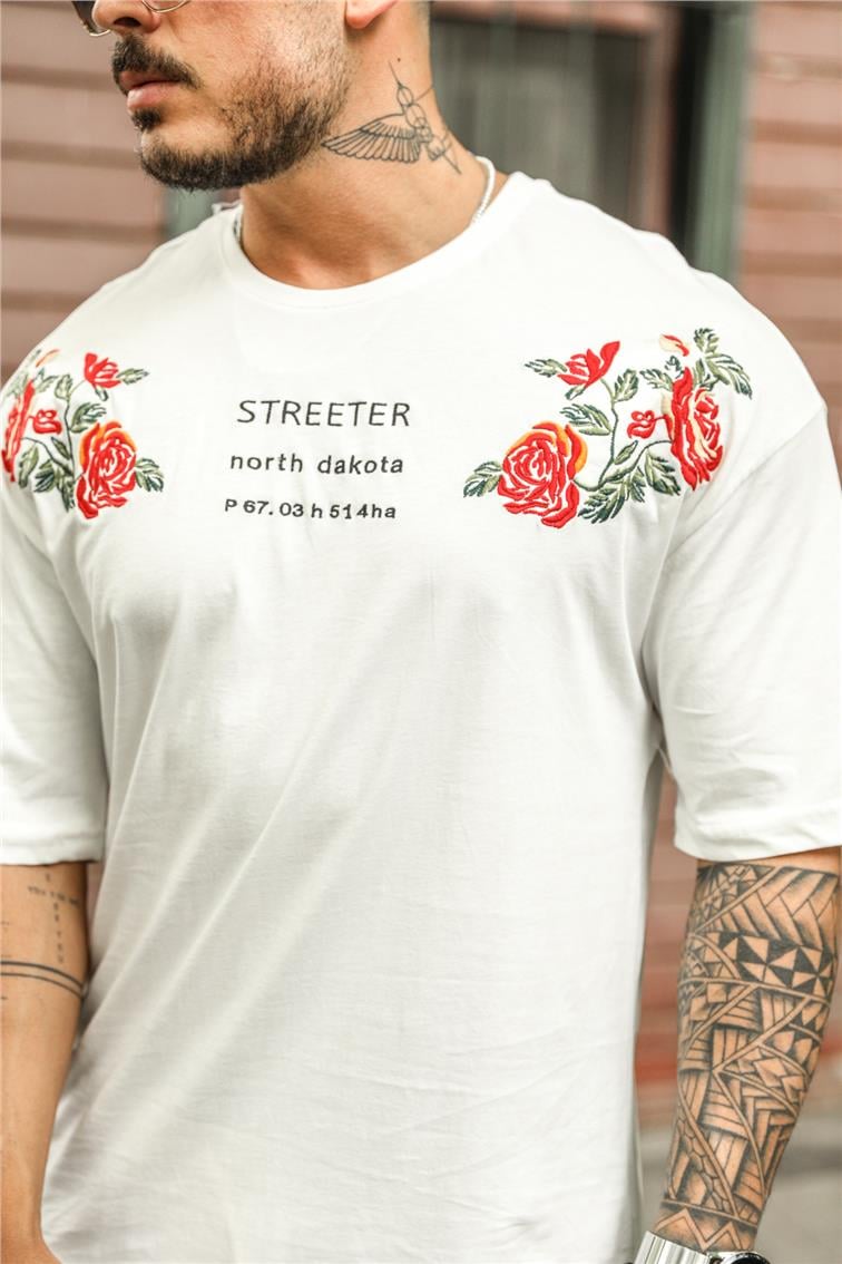 Streeter Nakış Detaylı Oversize T-Shirt Beyaz