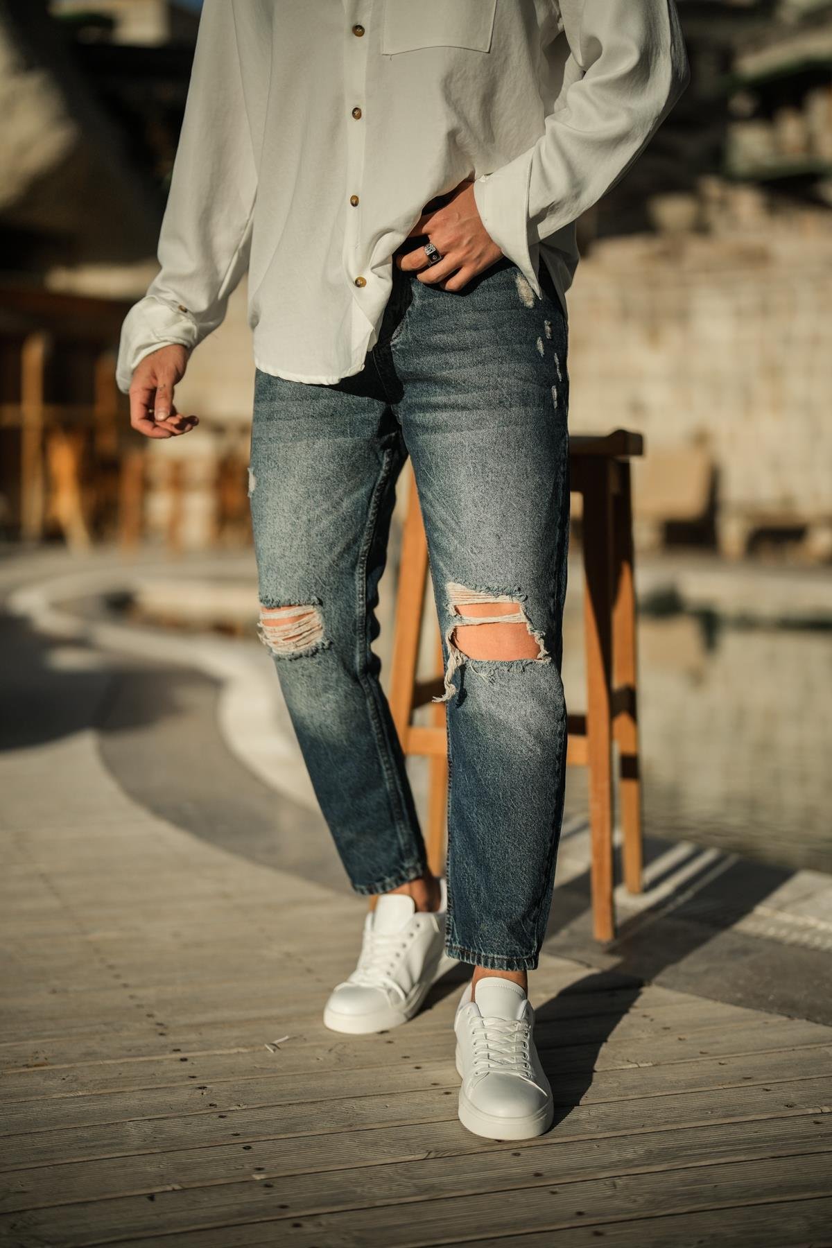Taşlamalı Yırtıklı Mom Jean Koyu Mavi