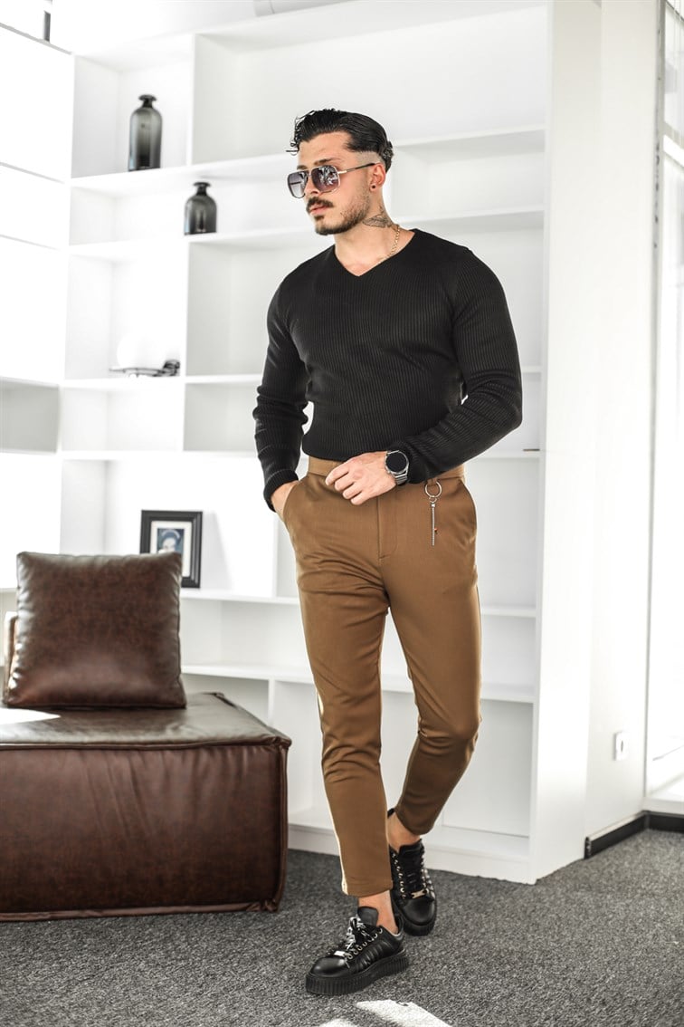 Toka Detaylı Pileli Bel Pantolon