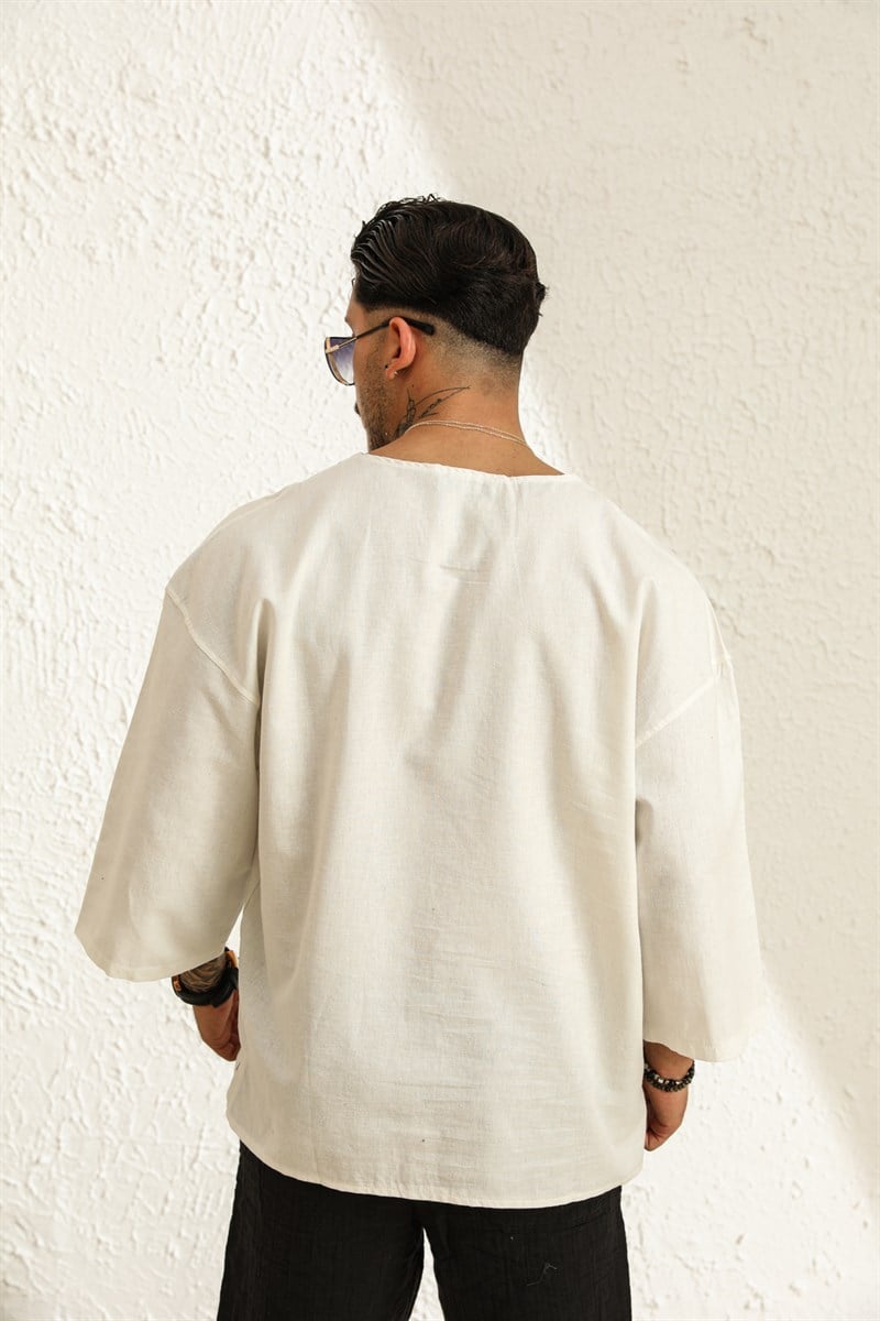 Yaka Detay Fakir Kol T-shirt