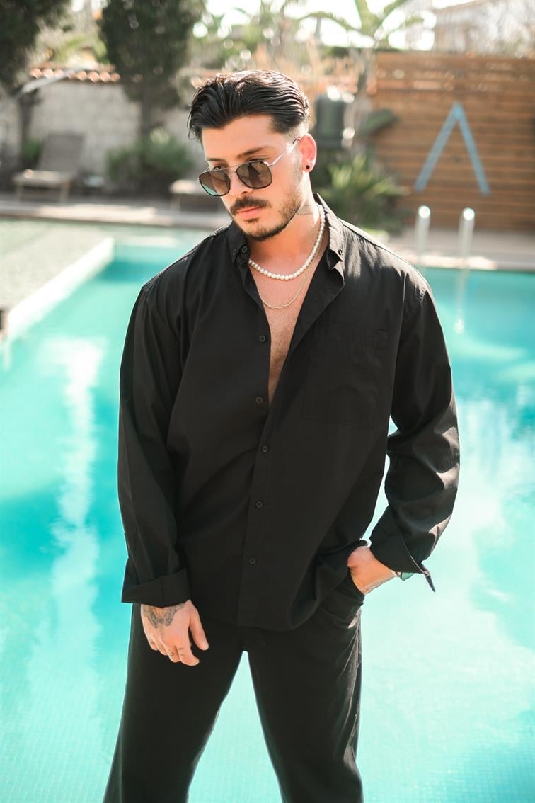 Yaka Düğmeli Basic Oversize Gömlek Siyah