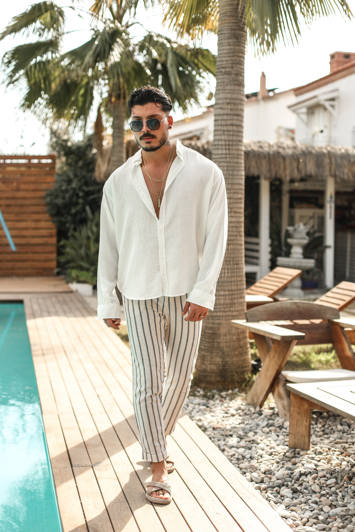 Yaka Düğmeli Basic Regular Fit Gömlek Beyaz