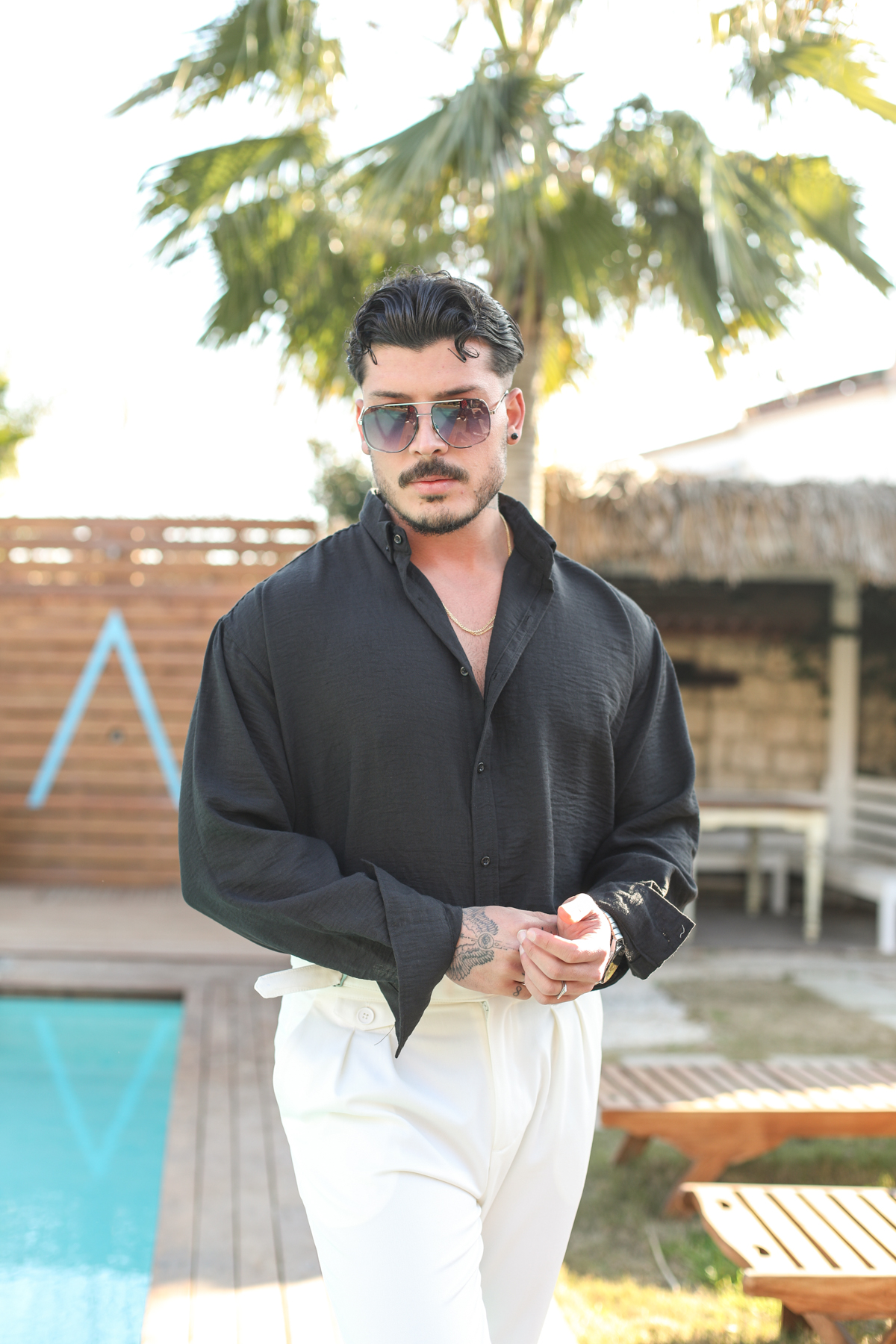 Yaka Düğmeli Basic Regular Fit Gömlek Siyah