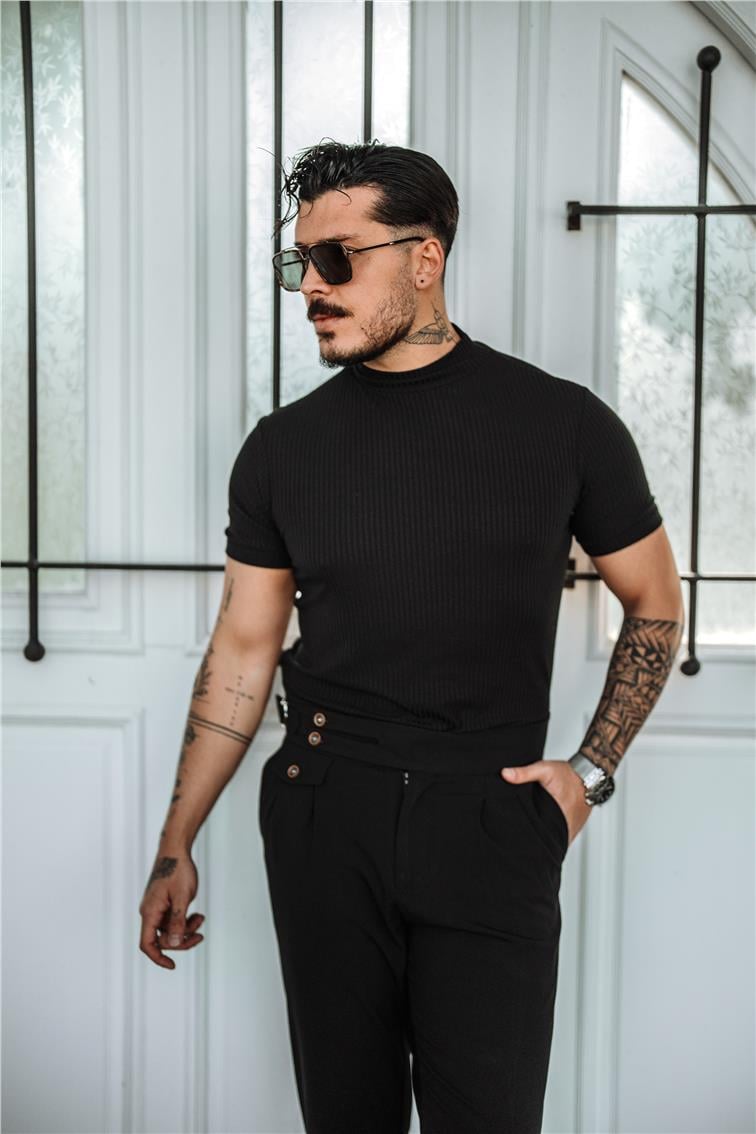 Yarım Yaka Fitilli Slim Fit T-Shirt Siyah