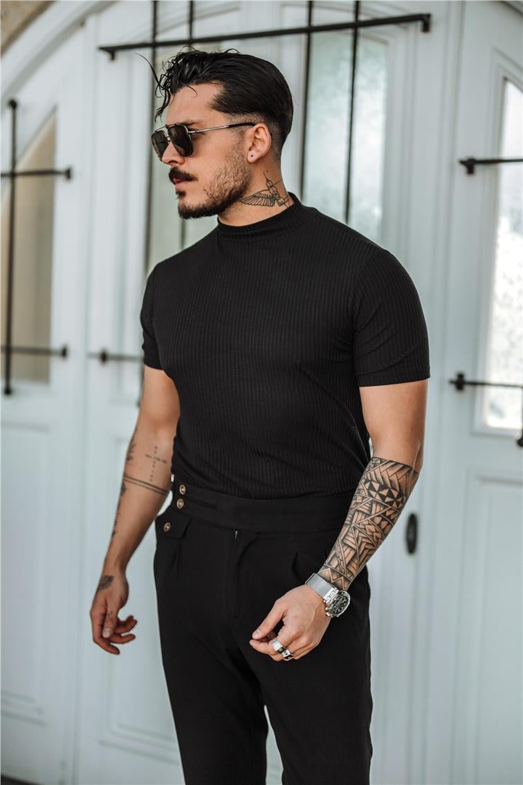 Yarım Yaka Fitilli Slim Fit T-Shirt Siyah