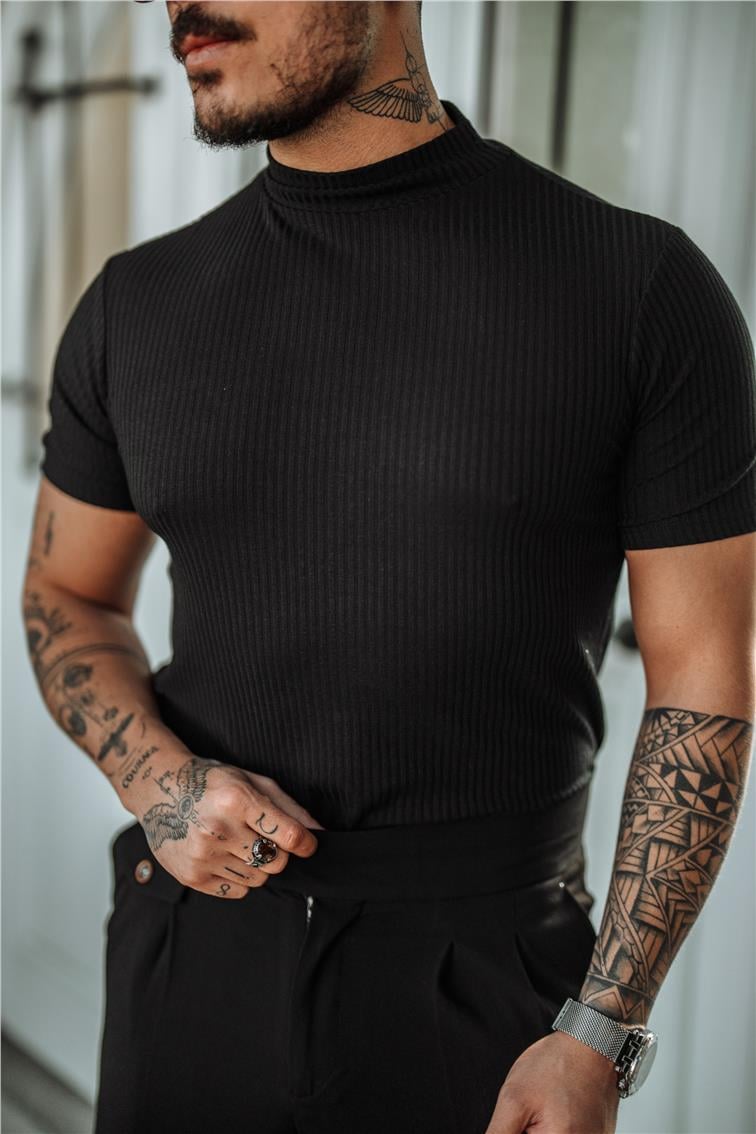 Yarım Yaka Fitilli Slim Fit T-Shirt Siyah