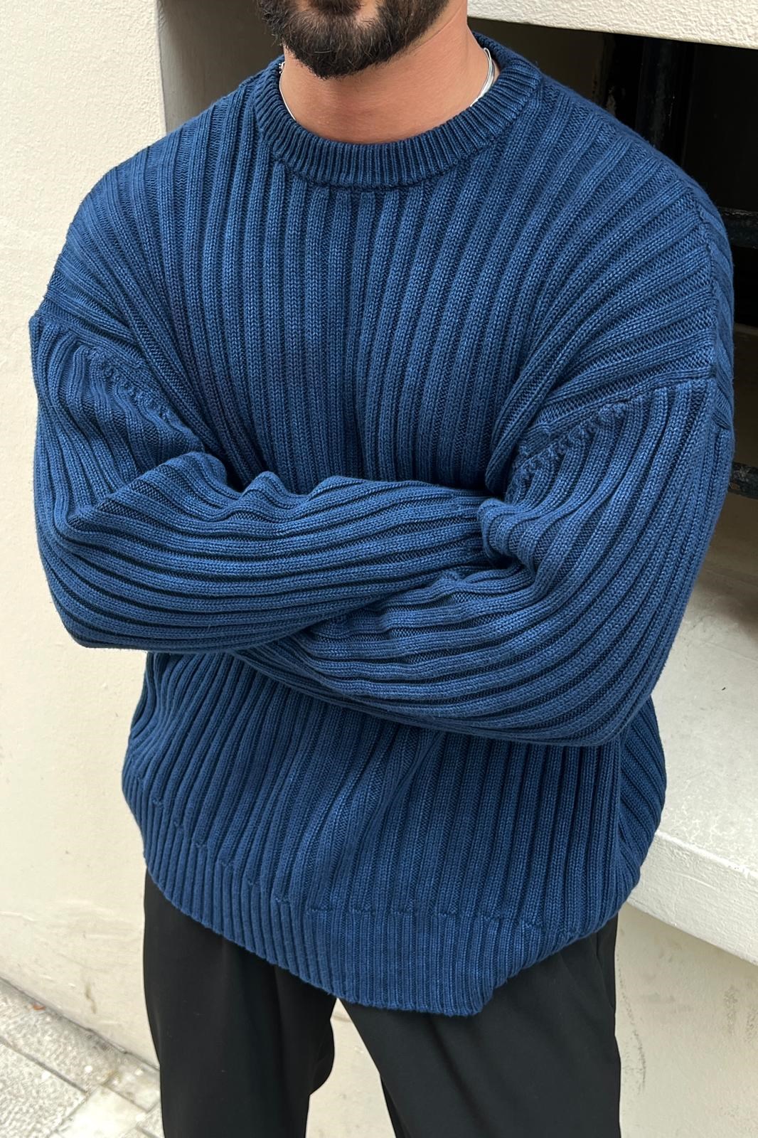 Yıkamalı Dolgun Dokulu Oversize Kazak Mavi