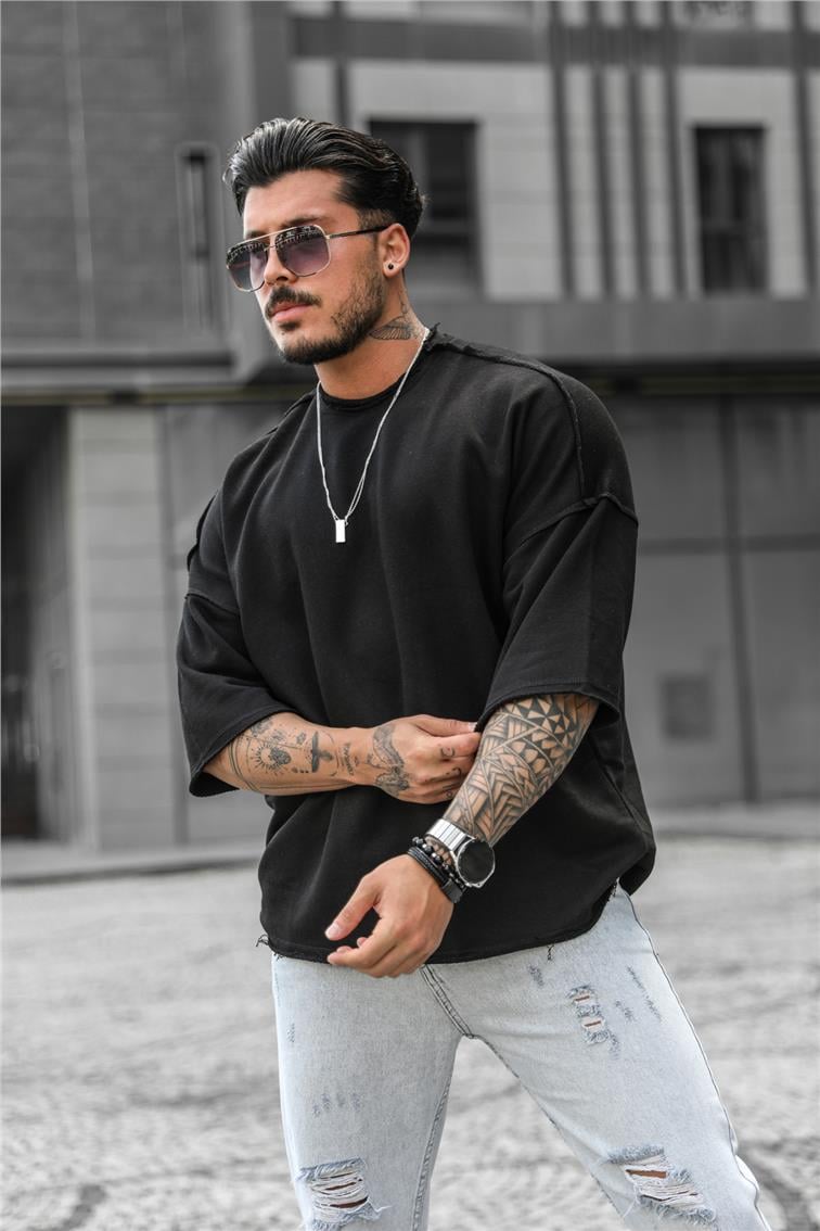 Yırtık Detaylı Oversize T-Shirt Siyah