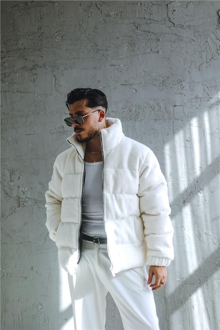 Yün Oversize Şişme Mont Beyaz