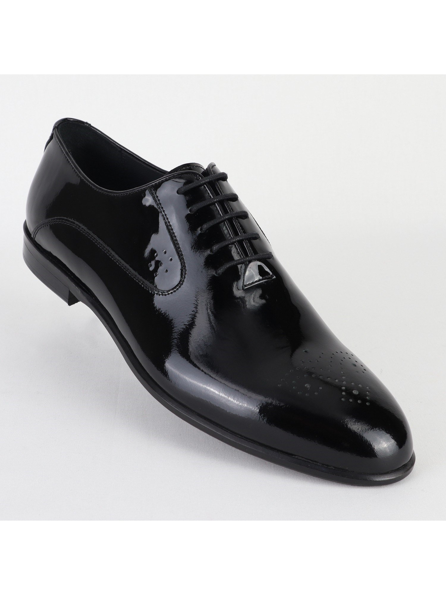 Dotted Black Classic Leather Men’s Shoes Wholesale