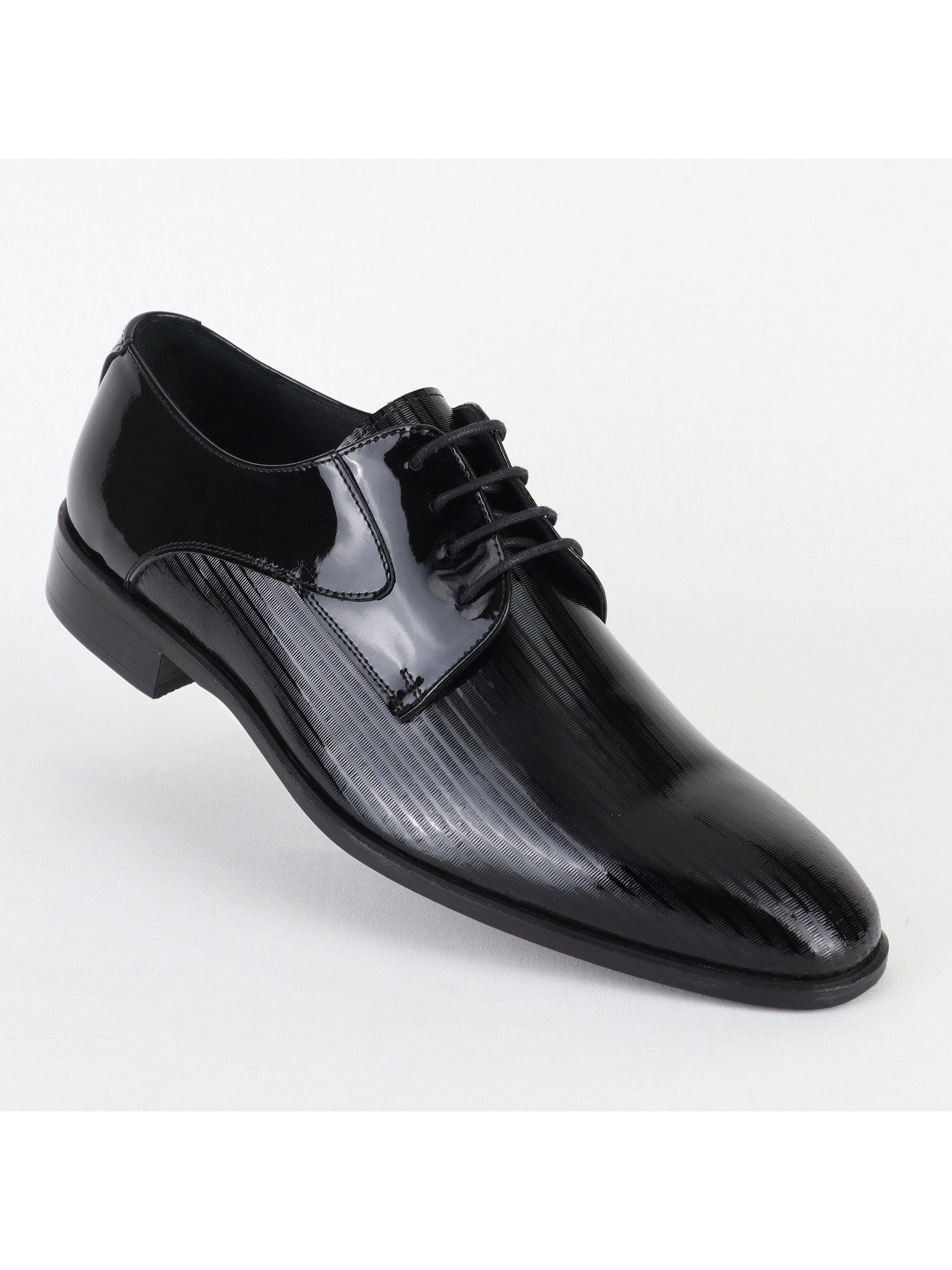 Matte & Lacquered Black Striped Lace Up Leather Men's Shoes Wholesale