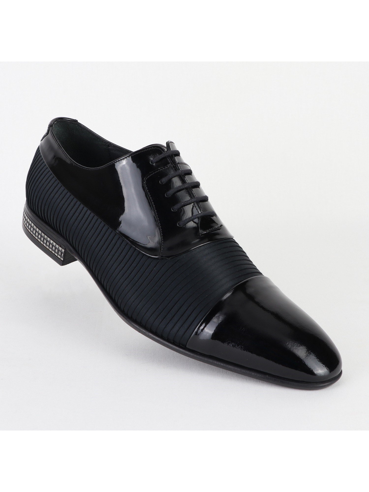 Classic Black Leather Men's Shoes Wholesale