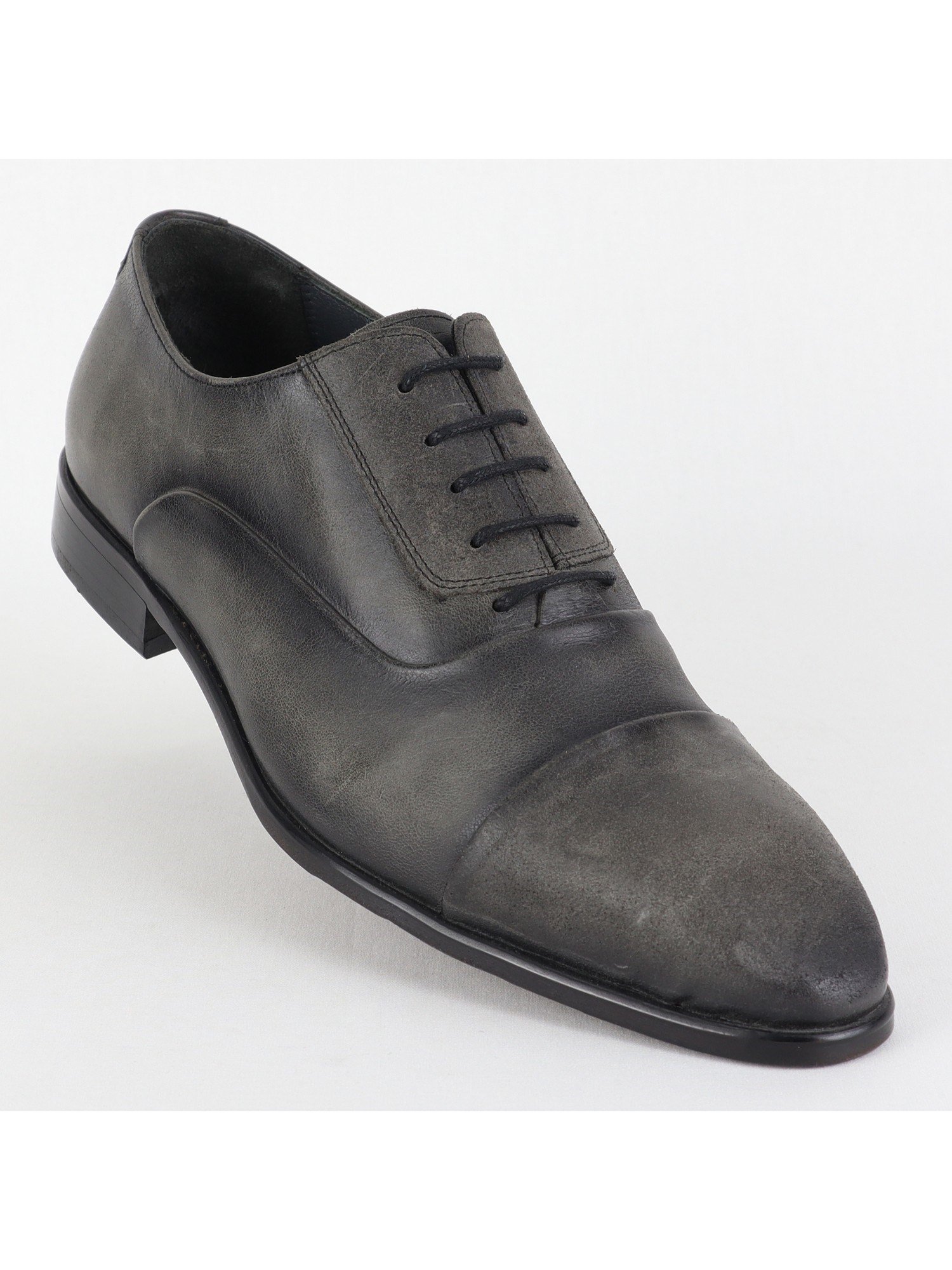 Matte Black Classic Leather Men’s Shoes Wholesale