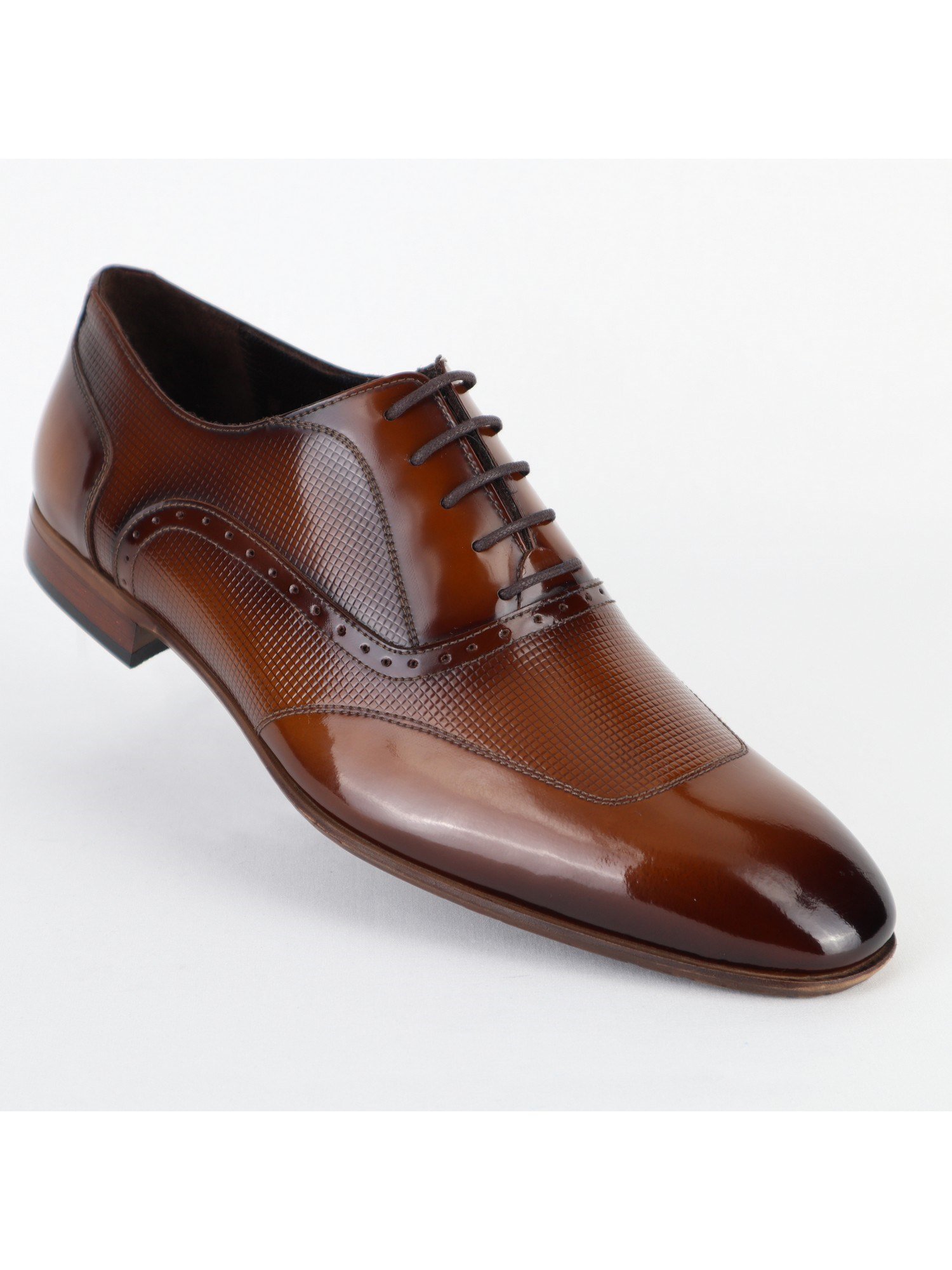 Brown Dotted Lace Up Leather Men's Shoes Wholesale