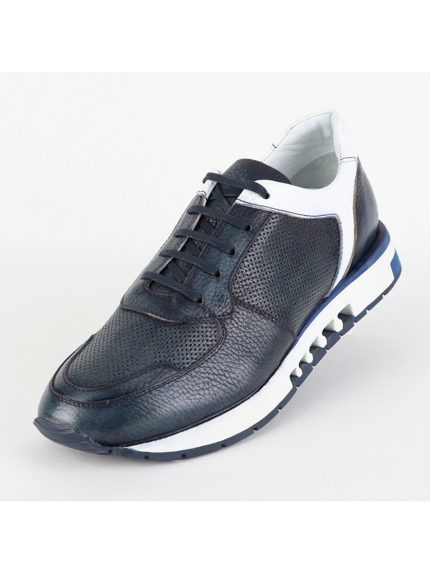 Navy White Lace Up Suede Comfort Men’s Shoes Wholesale