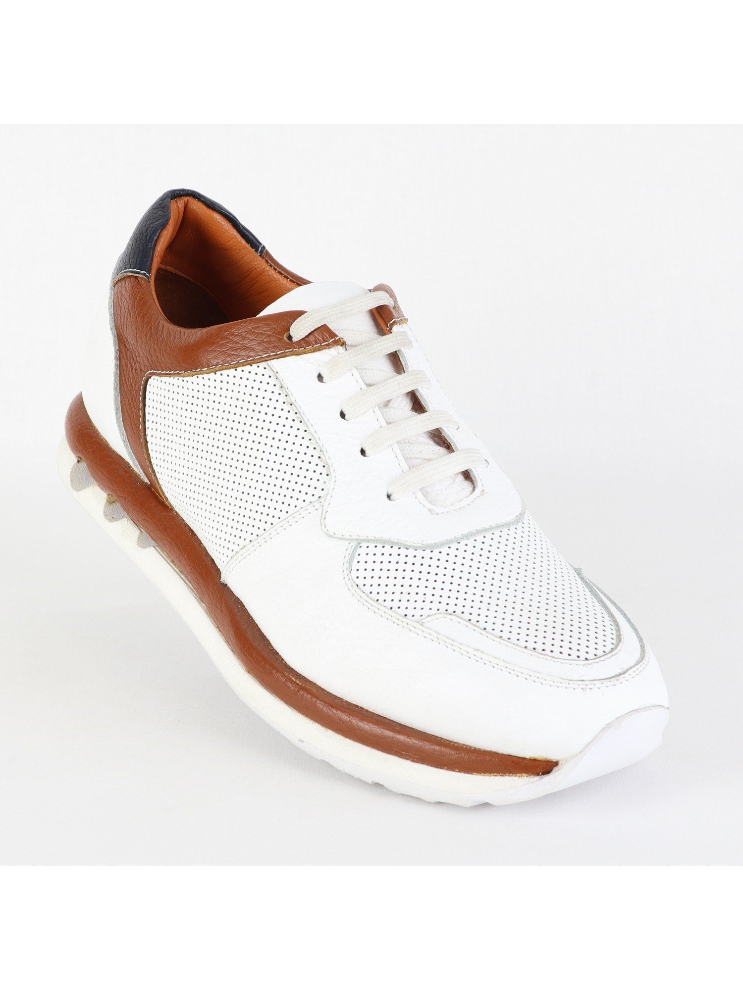 Brown White Lace Up Suede Men’s Shoes Wholesale