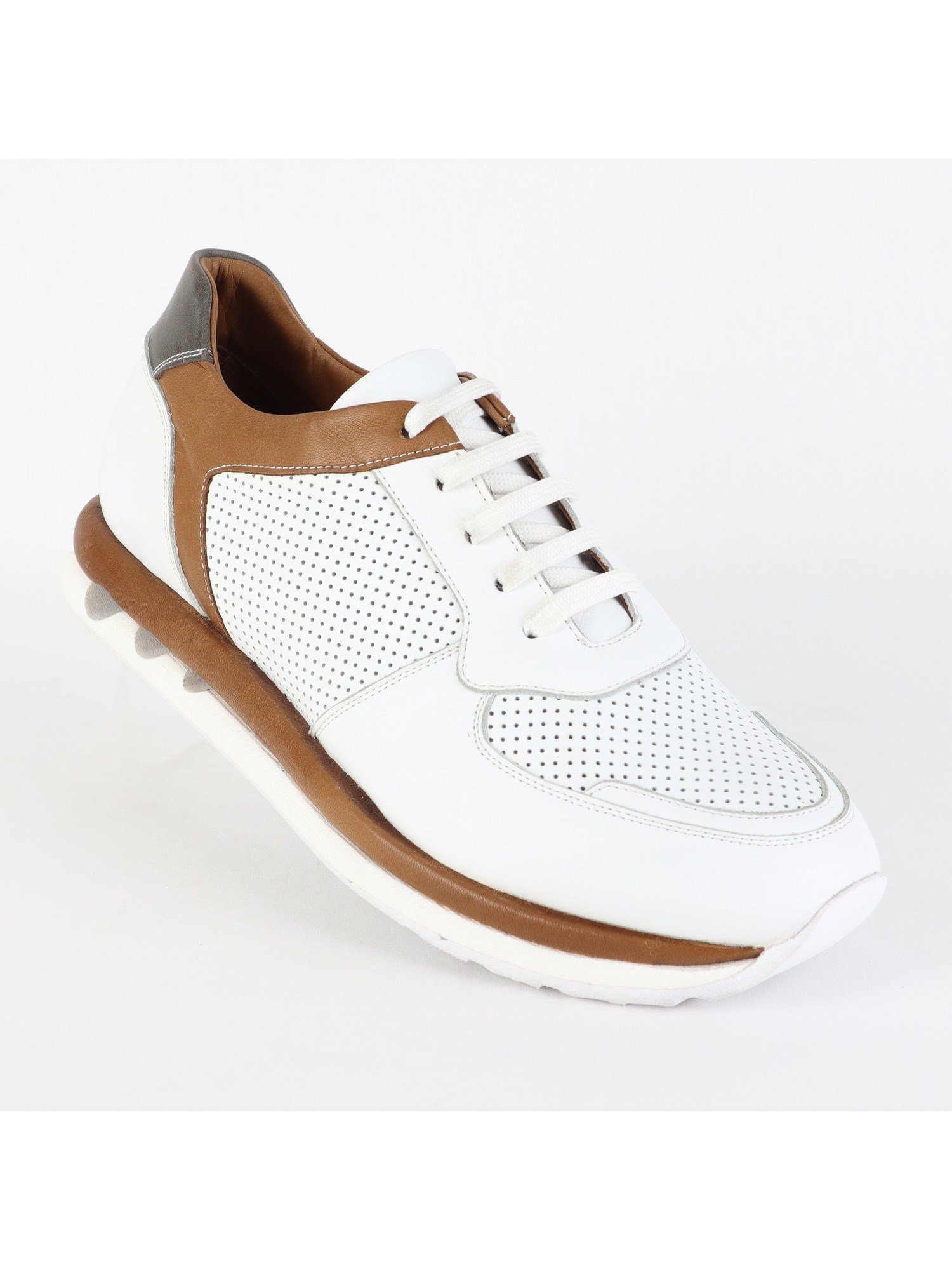 Brown White Lace Up Suede Comfort Men’s Shoes Wholesale