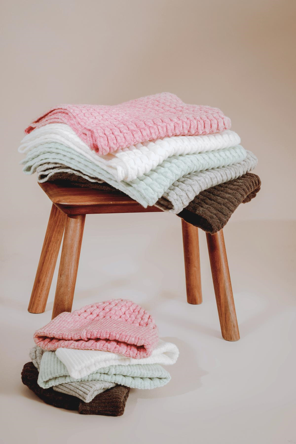 Chuba Çocuk Saç Örgü Yumuşak Tuşe Triko Atkı Bere Takımı 7-9 & 10-12 Yaş Mint CHKIDS103