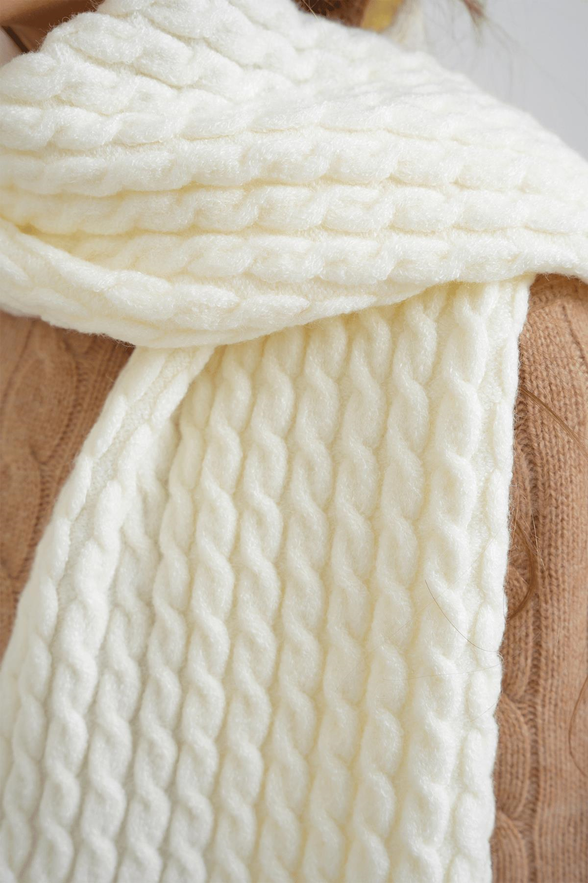 Chuba Çocuk Saç Örgü Yumuşak Tuşe Triko Atkı Beyaz CHKIDS107