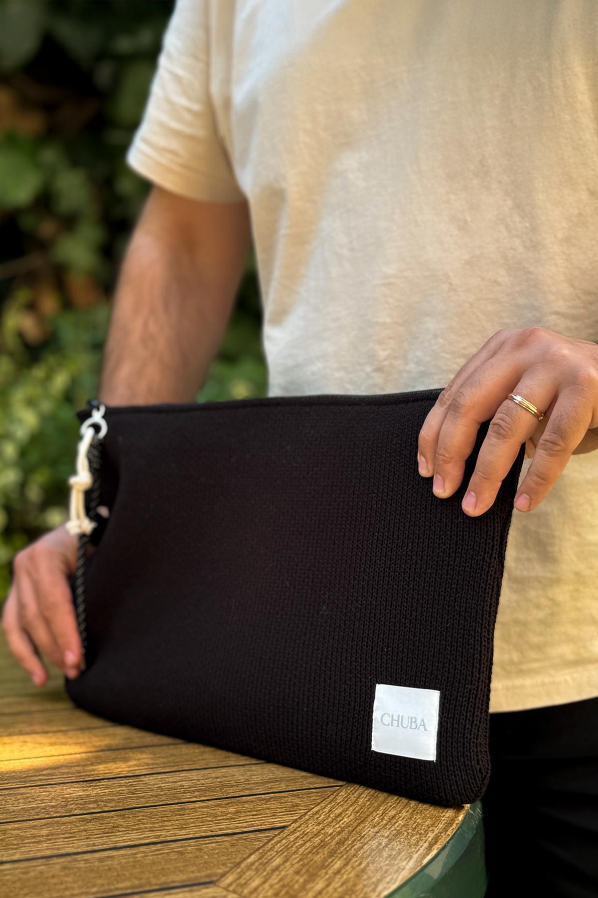 Chuba Dokulu Triko Aksesuarlı Laptop & Macbook & Tablet Kılıfı 13”-14” Inç Uyumlu Siyah CHAX823