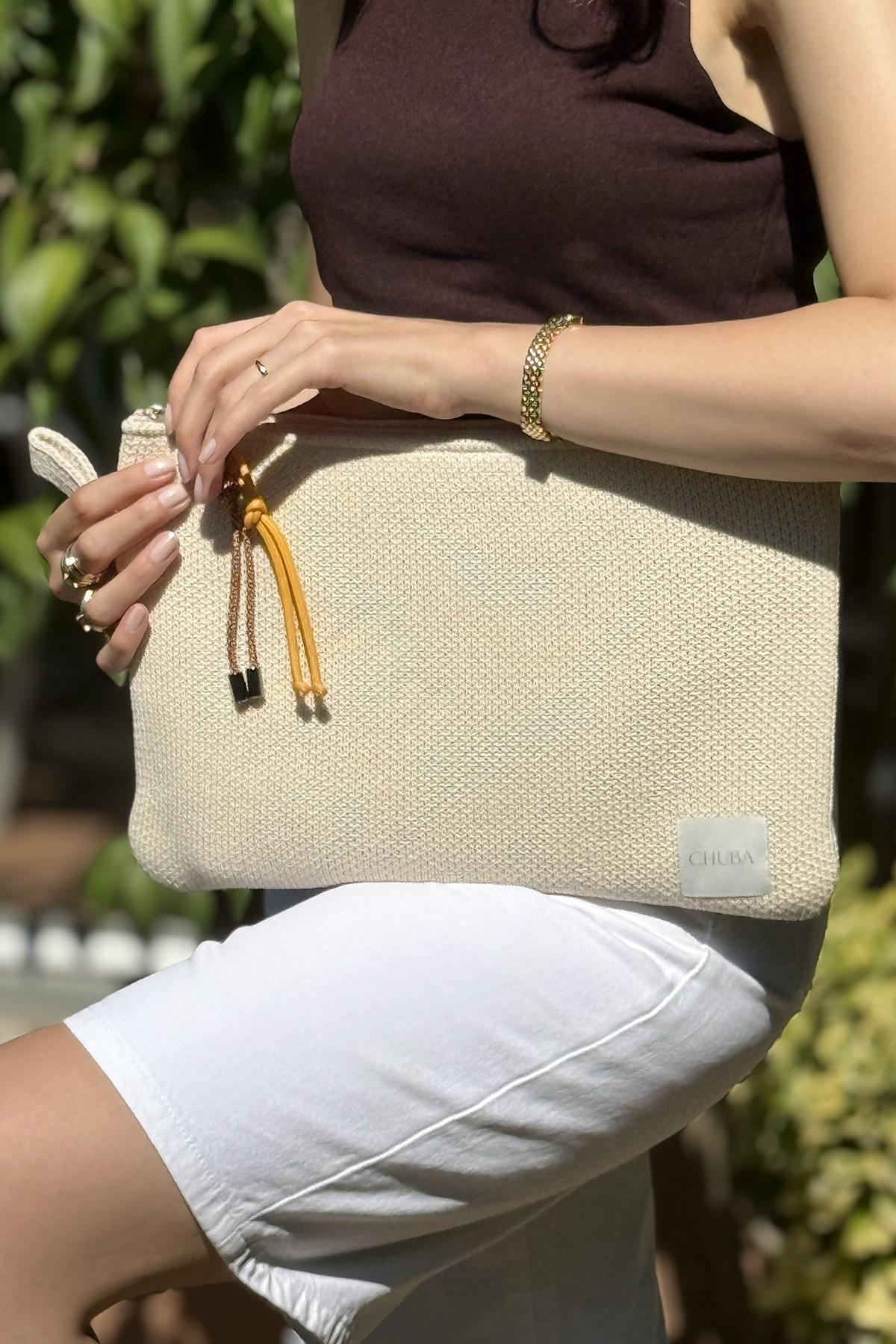 Chuba Dokulu Triko Aksesuarlı Laptop & Macbook & Tablet Kılıfı 13”-14” Inç Uyumlu Vanilya CHAX823