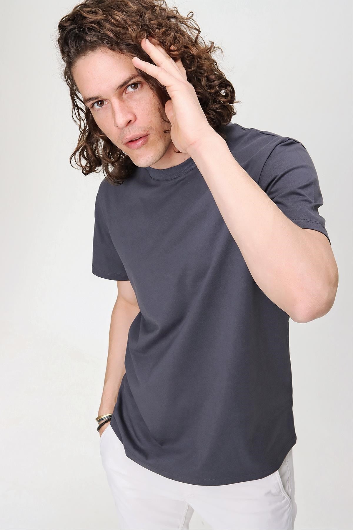 Chuba Erkek Antrasit Bisiklet Yaka Regular Fit Basic Pamuklu T-Shirt 21S101