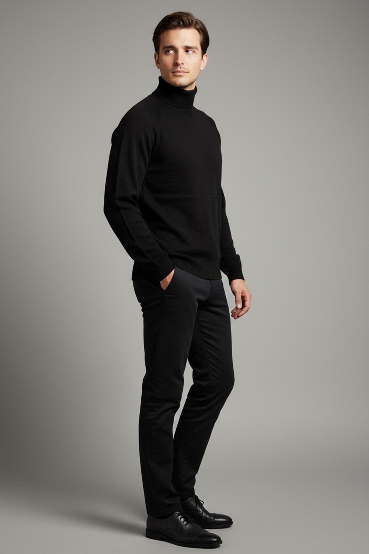 Chuba Erkek Balıkçı Yaka Standart Fit İtalyan Reglan Triko Kazak Siyah 26W2013