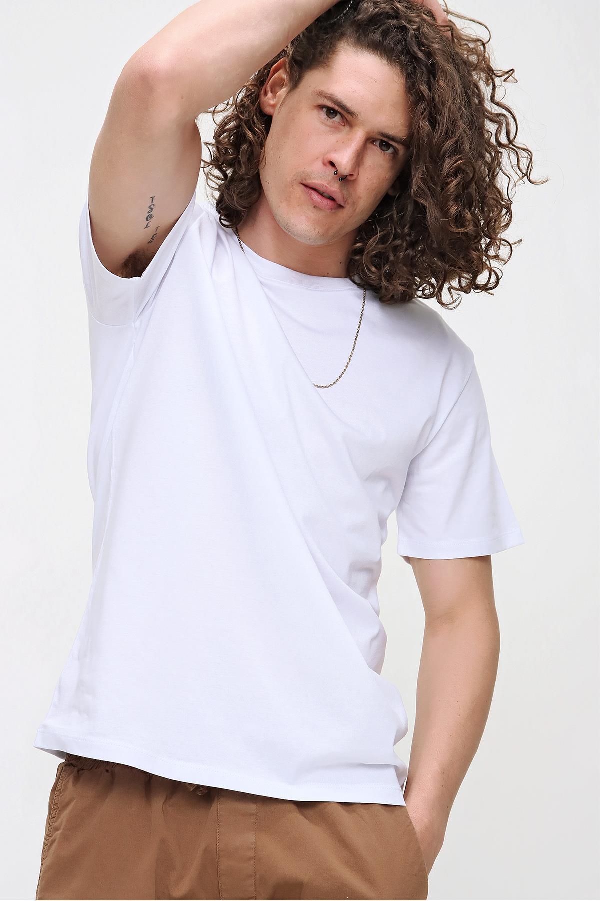 Chuba Erkek Beyaz Bisiklet Yaka Regular Fit Basic Pamuklu T-Shirt 21S101
