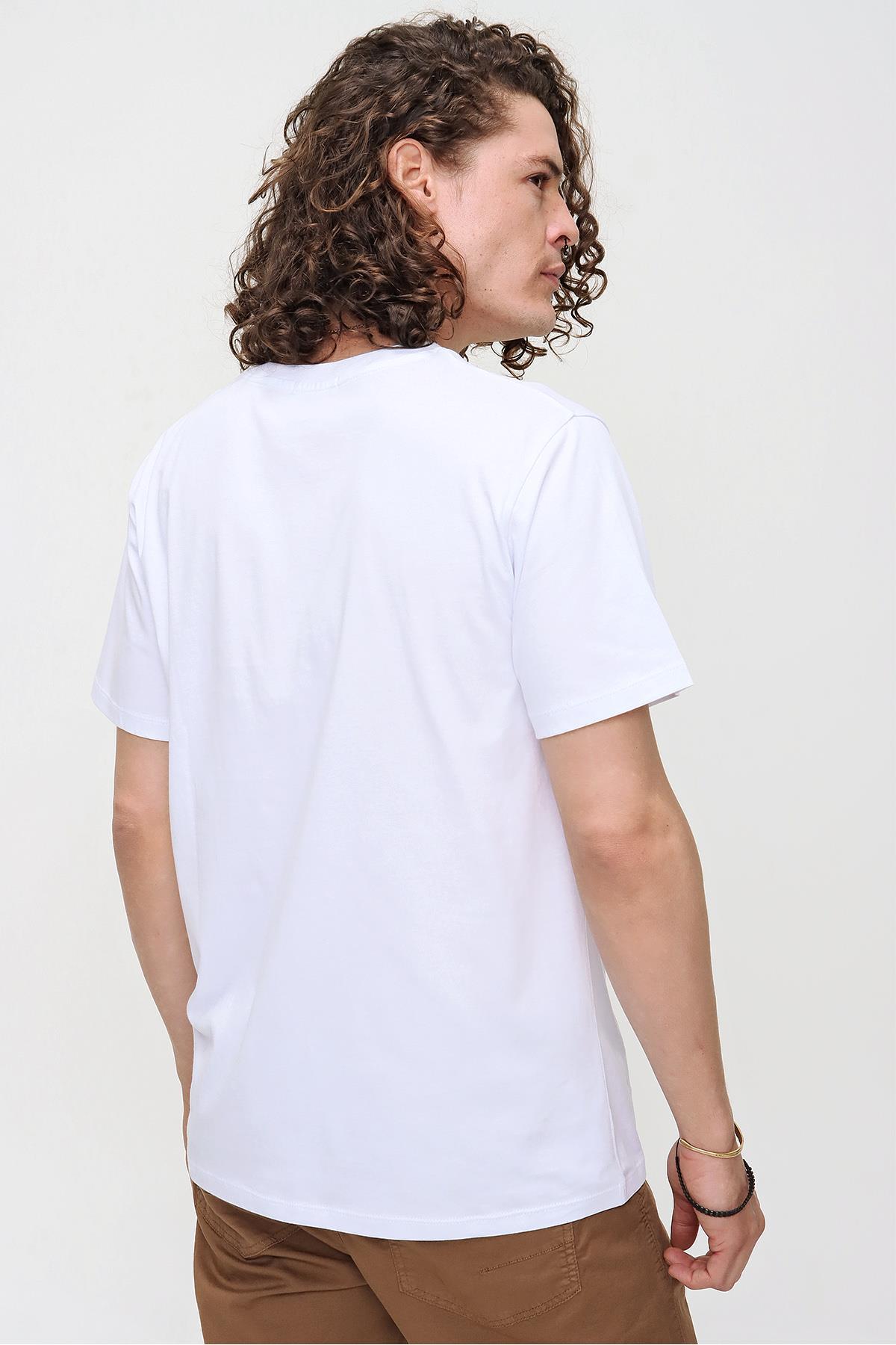 Chuba Erkek Beyaz Bisiklet Yaka Regular Fit Basic Pamuklu T-Shirt 21S101