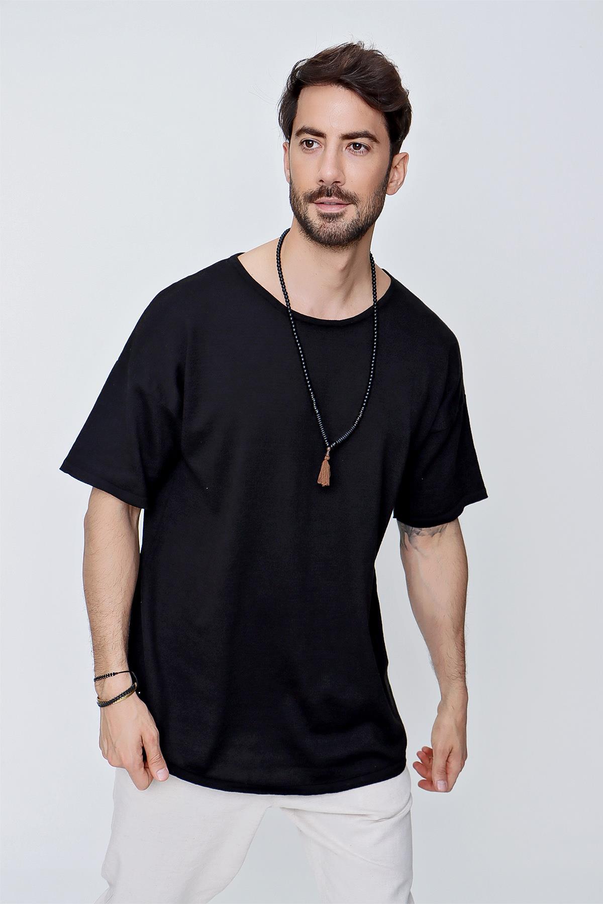 Chuba Erkek Bisiklet Yaka Oversize Fit Pamuklu İnce Triko T-Shirt Siyah  22SM205