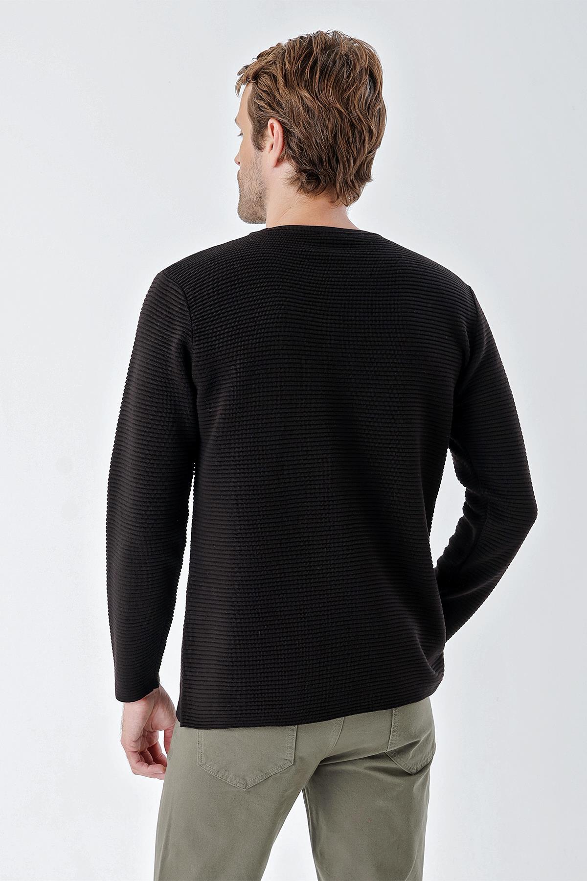 Chuba Erkek Bisiklet Yaka Standart Fit Dokulu Casual Triko Kazak Siyah 24W201