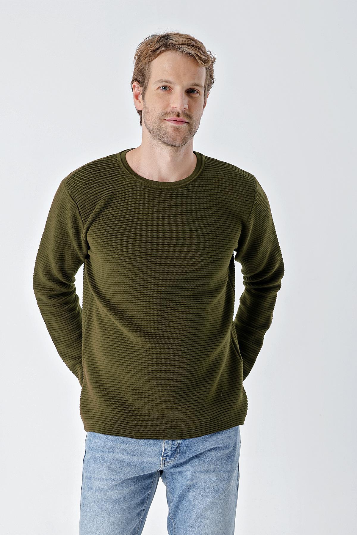 Chuba Erkek Bisiklet Yaka Standart Fit Dokulu Casual Triko Kazak Koyu Haki 24W201