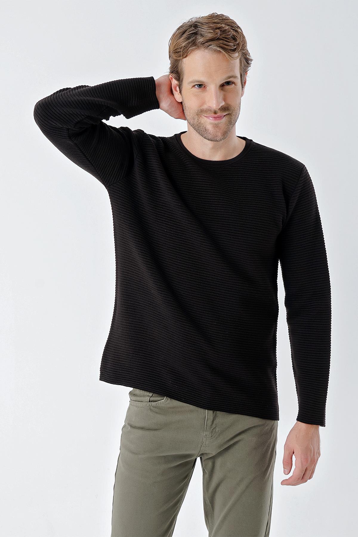Chuba Erkek Bisiklet Yaka Standart Fit Dokulu Casual Triko Kazak Siyah 24W201