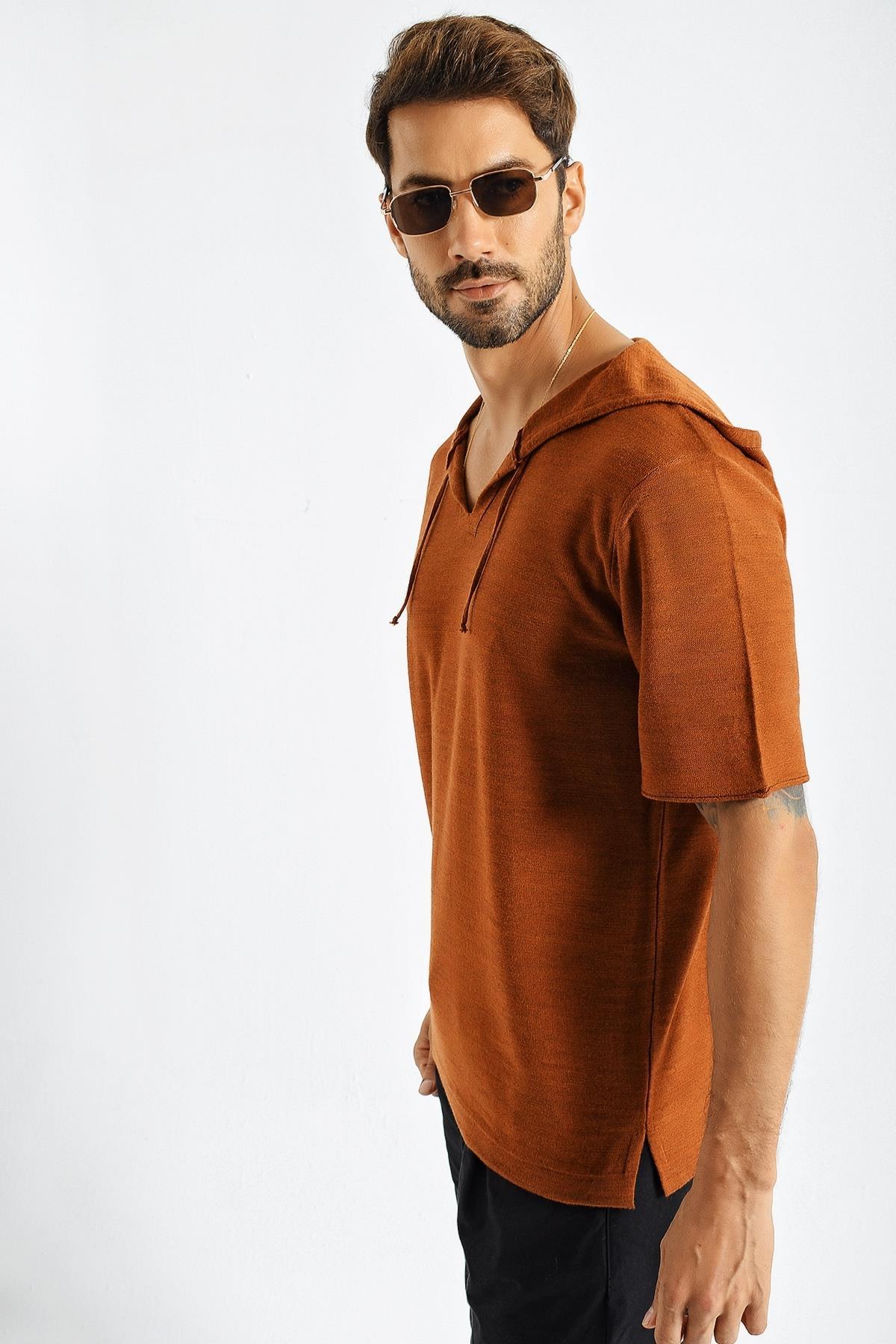 Chuba Erkek Kapüşonlu Kısa Kollu Oversize Triko Kazak 21W302