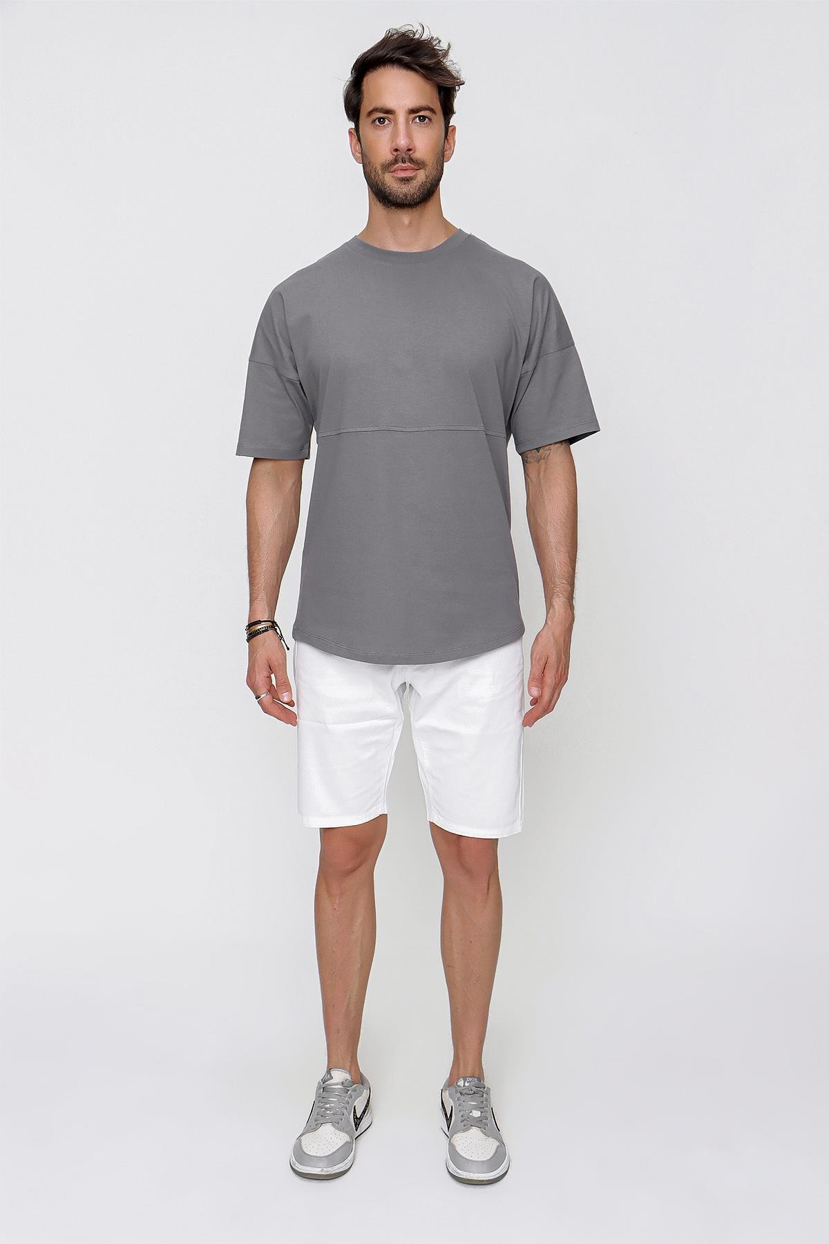 Chuba Erkek Loose Fit Spor Kesim Pano Baskılı T-Shirt Füme 22SM253