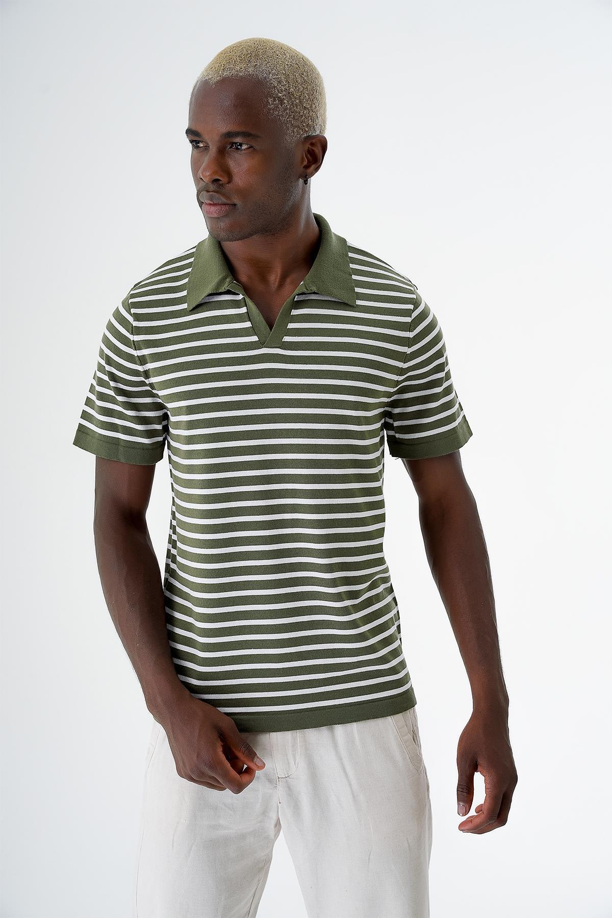Chuba Erkek Polo Yaka Çizgili Regular Fit İnce Triko T-Shirt Haki-Beyaz 24S263